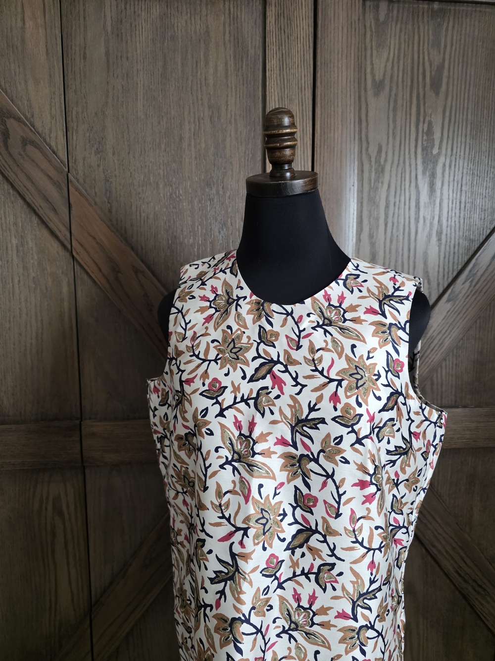 Tory Burch Cream Floral Sleeveless Dress - Picture 2 of 5